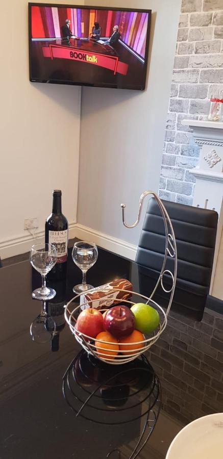 Villa Riverpool - Elegant House 1 Minute Walk To Anfield Stadium à Liverpool Extérieur photo