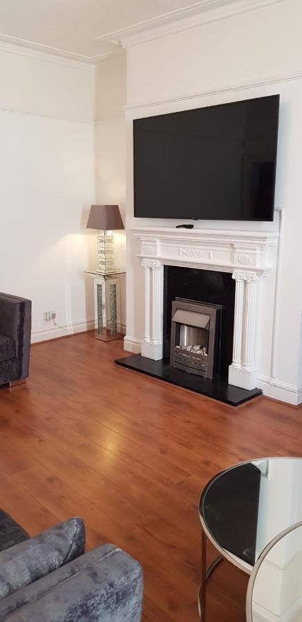 Villa Riverpool - Elegant House 1 Minute Walk To Anfield Stadium à Liverpool Extérieur photo
